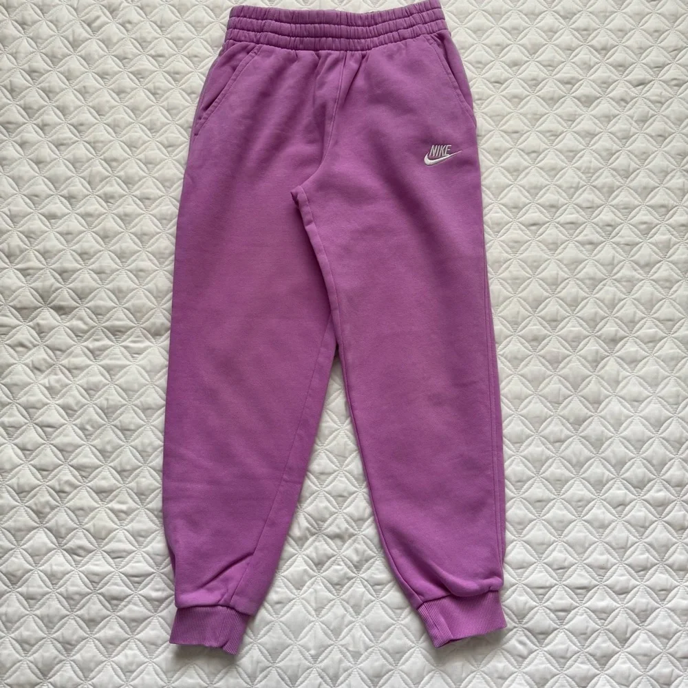 Nike Sportswear Club Fleece Big Kids Joggers Sweatpants Pink Lt Magenta Size M - Picture 1 of 10